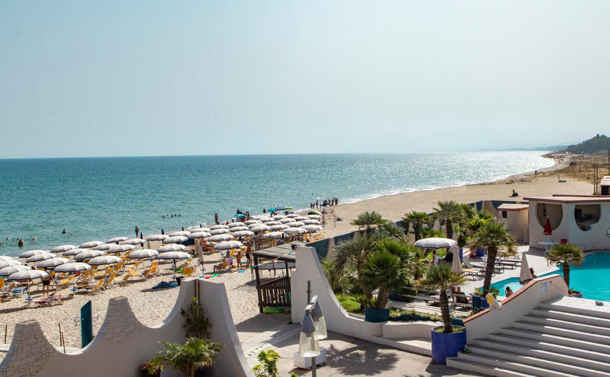 Nirvana Club Village Ботрічелло Екстер'єр фото